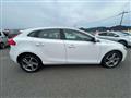 2016 Volvo V40