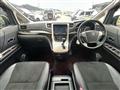 2013 Toyota Vellfire