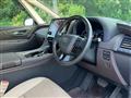 2023 Toyota Alphard Hybrid