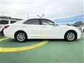 2013 Toyota Crown Hybrid