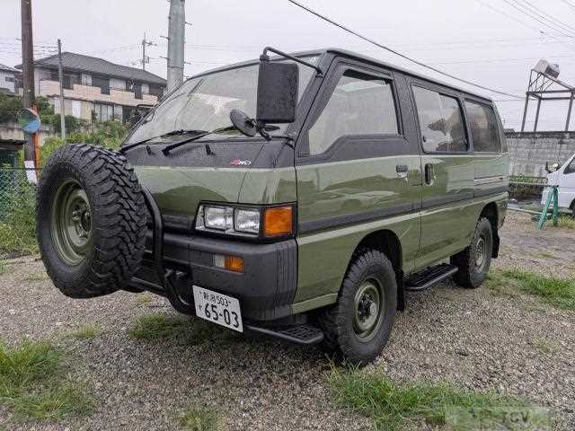 1990 Mitsubishi Delica Starwagon