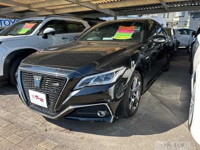 2019 Toyota Crown Hybrid