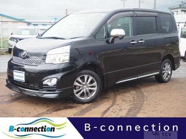 2013 Toyota Voxy