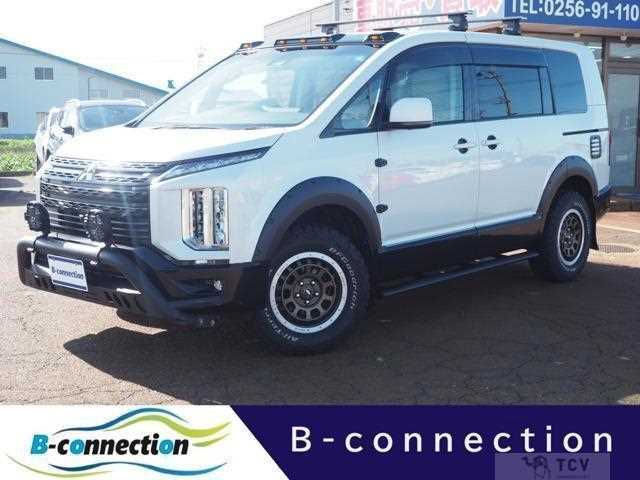 2019 Mitsubishi Delica D5