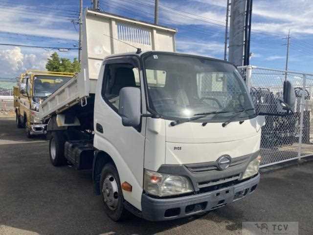 2012 Hino Dutro