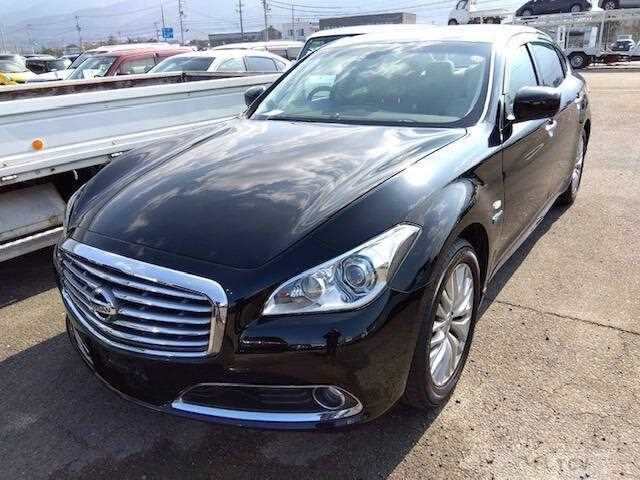 2014 Nissan Cima