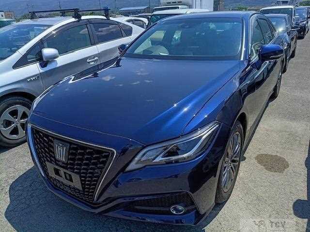 2022 Toyota Crown Hybrid