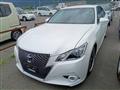 2014 Toyota Crown Hybrid