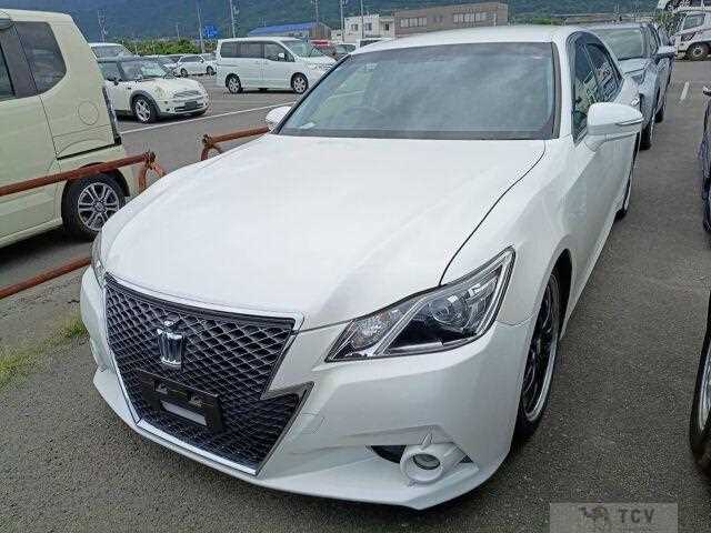 2014 Toyota Crown Hybrid