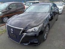 2015 Toyota Crown Hybrid
