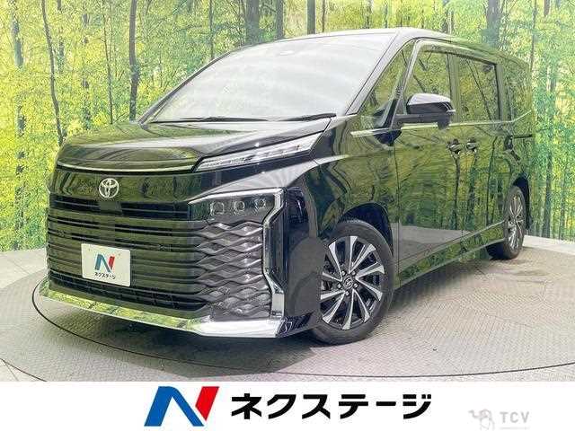 2022 Toyota Voxy