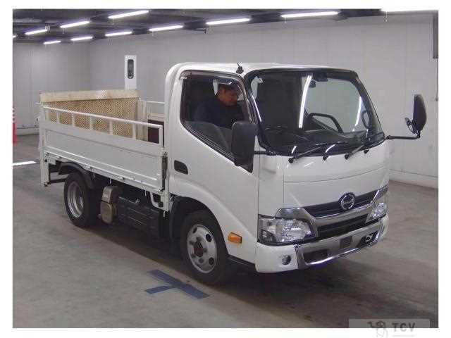 2017 Hino Dutro