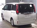 2016 Toyota Noah