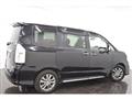 2013 Toyota Voxy