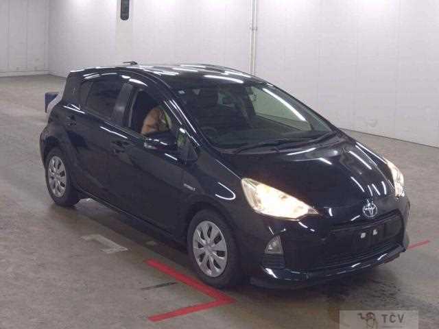 2013 Toyota AQUA