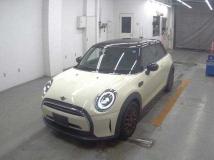2022 BMW MINI