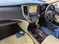 2016 Toyota Crown
