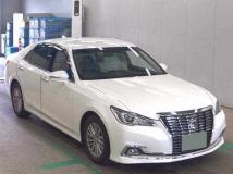 2016 Toyota Crown