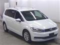 2017 Volkswagen Golf Touran