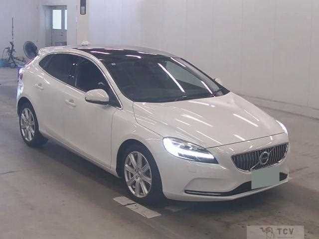 2019 Volvo V40