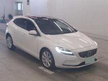 2019 Volvo V40