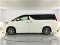 2017 Toyota Alphard Hybrid