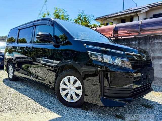 2015 Toyota Voxy