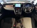 2019 Mitsubishi Delica D5