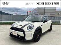 2022 BMW MINI
