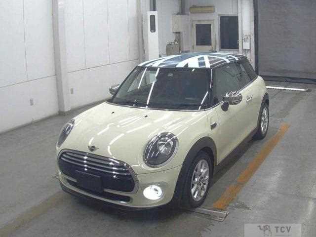 2019 BMW MINI