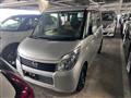 2011 Nissan ROOX
