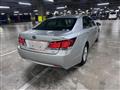 2014 Toyota Crown Hybrid
