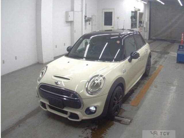 2018 BMW MINI