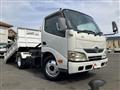 2011 Hino Dutro