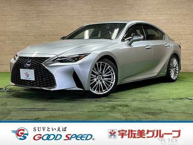 2021 Lexus IS