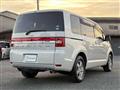 2016 Mitsubishi Delica D5