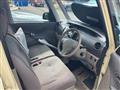 2011 Daihatsu Tanto