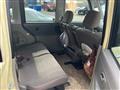 2011 Daihatsu Tanto