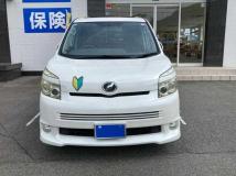 2008 Toyota Voxy