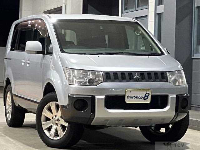 2008 Mitsubishi Delica D5