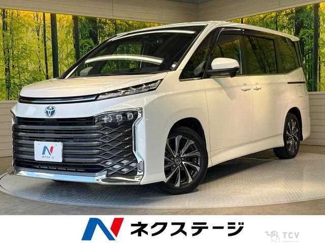 2022 Toyota Voxy