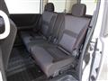 2009 Nissan Serena