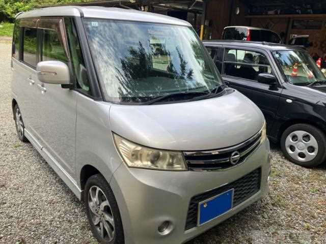 2009 Nissan ROOX
