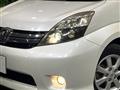 2011 Toyota Isis
