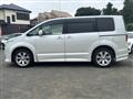 2008 Mitsubishi Delica D5