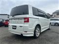 2008 Mitsubishi Delica D5
