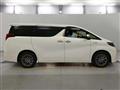 2019 Toyota Alphard Hybrid