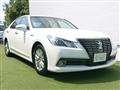 2013 Toyota Crown Hybrid