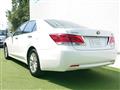 2013 Toyota Crown Hybrid