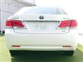 2013 Toyota Crown Hybrid
